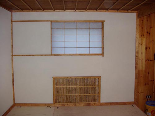 Chashitsu - La finestra (shoji mado) e il graticcio di aerazione: 8-8-2005
