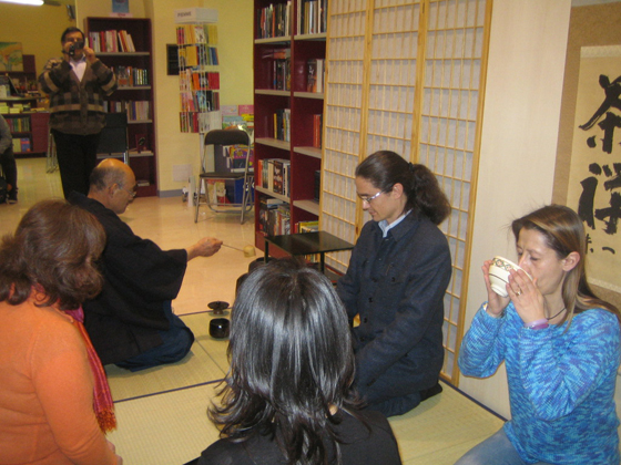Libreria Equilibri Master Murayama Kazuie Tea Art Performance 村山先生 茶の湯